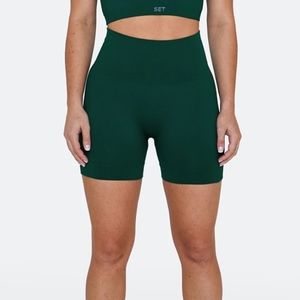 SET ACTIVE Sculptflex Biker Shorts in Mojito